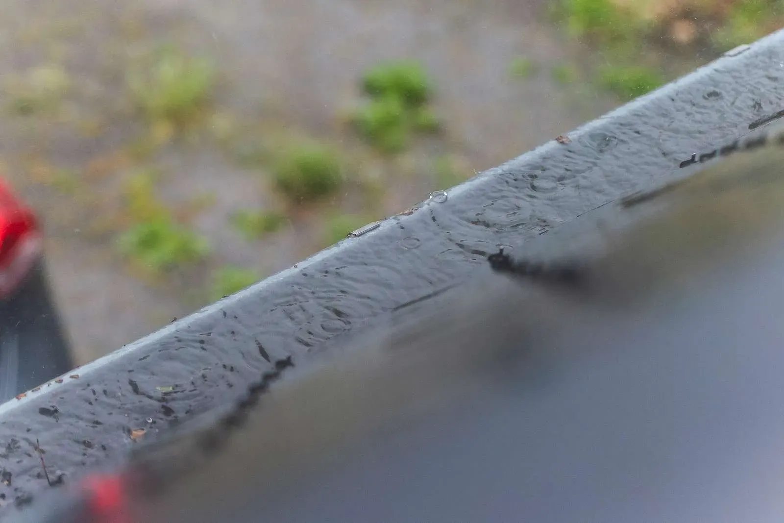 Signs Of Clogged Gutters