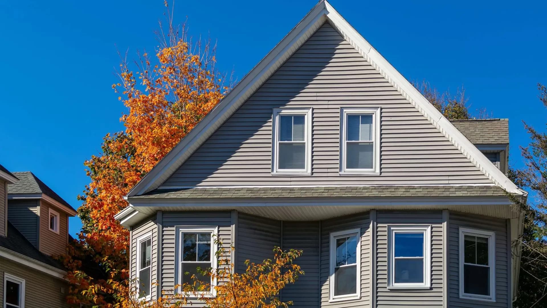 How Long Will Vinyl Siding Last?