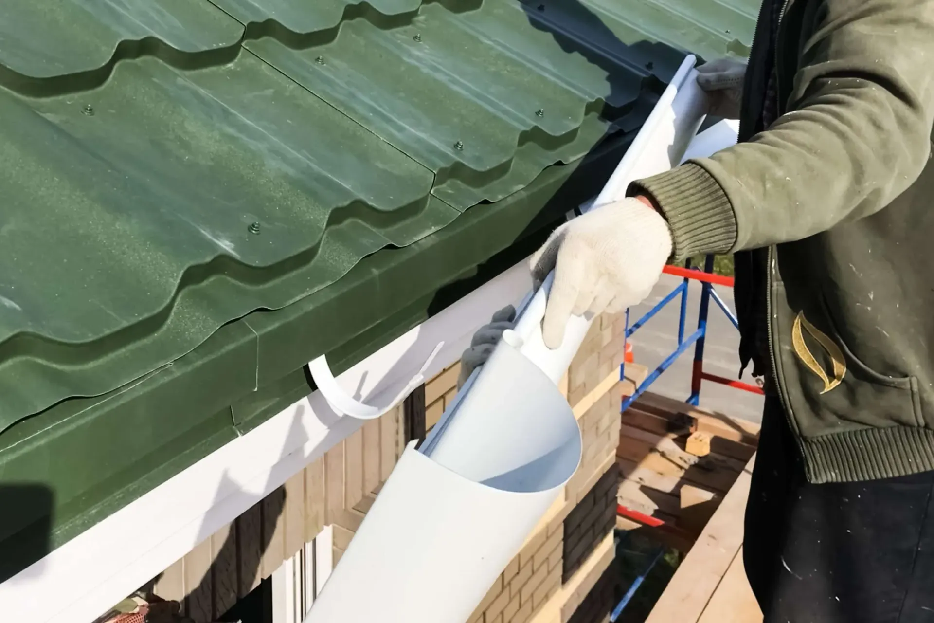 Three Types Of Exterior Contractors: How To Choose The Right One