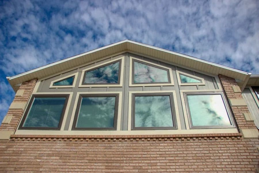 windows on side of home
